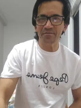 Cam4 Sex Cam of Hugolorenzo