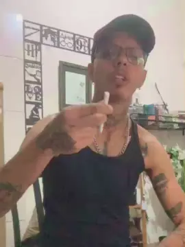 Cam4 Live Porn of Klinger30