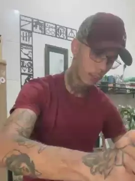 Cam4 Watch Live Sex Cams of Klinger30