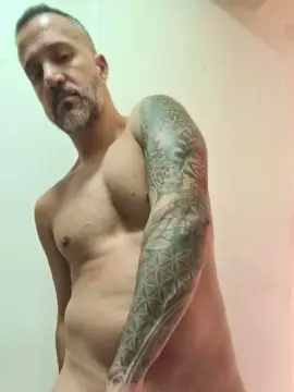 Cam4 Private Sex Chat of xxMorenosexx