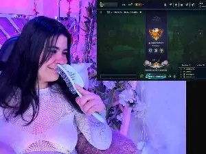 Cam4 Adult Video Chat of DaphneContry