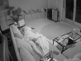Camsoda Nude Webcam of voyeurcam-julmodels-living-4