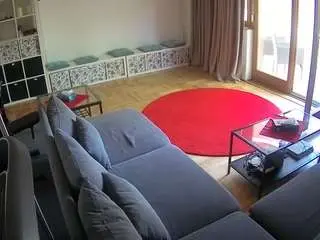 Camsoda Adult Webcam of voyeurcam-julmodels-living-4