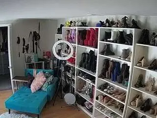 Camsoda Adult Webcam of voyeurcam-missoliviablack-03