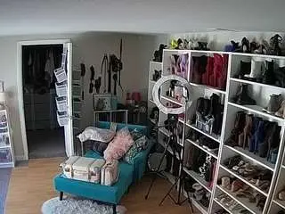 Camsoda Live Porn of voyeurcam-missoliviablack-03
