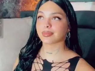 Camsoda Free Porn Cam of emmasaenz
