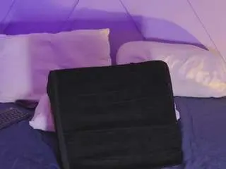 Camsoda Live Sex of emmajohnss