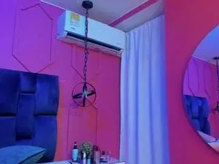 Camsoda Nude Webcam of beauty-milf