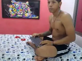 Camsoda Adult Video Chat of latinosninfomanos