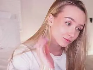 Camsoda Nude Webcam of philippafugler