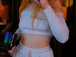 Camsoda Private Sex Chat of maddy-moah