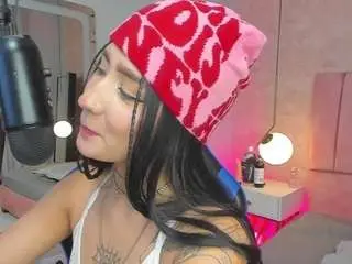 Camsoda Watch Live Sex Cams of magic-kira-foxxx