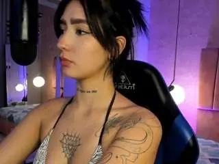 Camsoda Live Sex Cam of magic-kira-foxxx