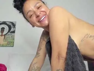 Camsoda Watch Live Sex Cams of andrea-williams