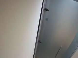 Camsoda Nude Webcam of voyeurcam-casa-salsa-shower-1