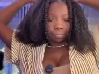 Camsoda Best Webcam of karliekayozz