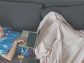 Camsoda Sex Cam of voyeurcam-julmodels-living-7