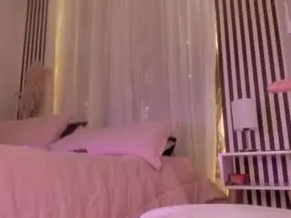 Camsoda Best Webcam of samaantha-white