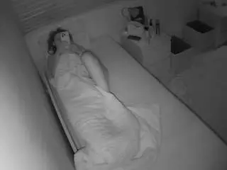 Camsoda Live Porn of voyeurcam-julmodels-greybed-1