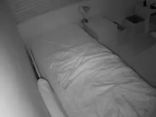 Camsoda Adult Video Chat of voyeurcam-julmodels-greybed-1
