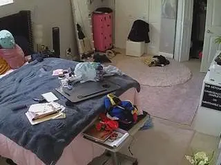 Camsoda Free Live Porn of voyeurcam-house-charleys-room