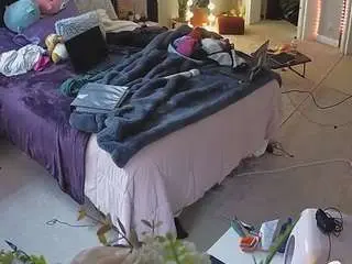 Camsoda Free Live Porn of voyeurcam-house-charleys-room