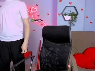 Camsoda Sex Cam of emmanuel-shine
