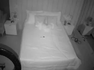 Camsoda Live Porn of voyeurcam-casa-salsa-bedroom-1