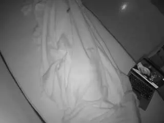 Camsoda Sex Chat of voyeurcam-julmodels-greybed-2