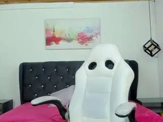Camsoda Sex Cam of issaa-tyler