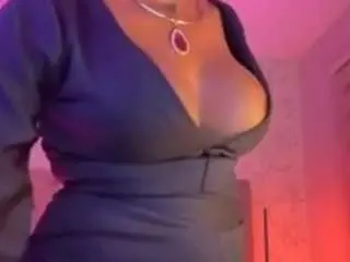 Camsoda Watch Live Sex Cams of kyaraebony