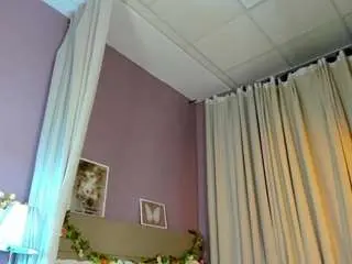 Camsoda Live Sex Cam of dearly-emily