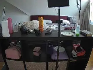 Camsoda Watch Live Sex Cams of voyeurcam-julmodels-whitebed-6