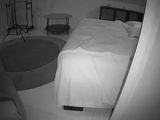 Camsoda Free Live Porn of voyeurcam-julmodels-whitebed-6