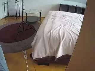 Camsoda Live Porn of voyeurcam-julmodels-whitebed-6