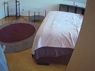 Camsoda Live Sex of voyeurcam-julmodels-whitebed-6