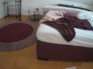 Camsoda Live Sex of voyeurcam-julmodels-whitebed-6