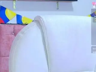 Camsoda Watch Live Sex Cams of velinahoney