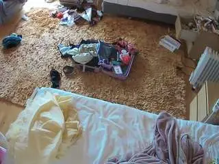 Camsoda Free Porn Cam of voyeurcam-julmodels-whitebed-5