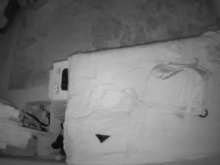 Camsoda Best Webcam of voyeurcam-julmodels-whitebed-5
