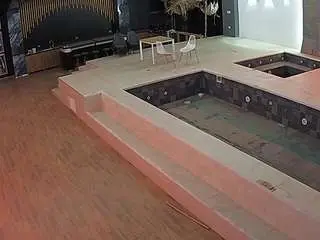 Camsoda Live Sex Cam of voyeurcam-casa-salsa-gym