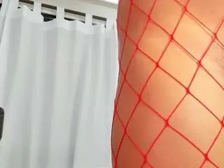 Camsoda Live Sex Cam of mia-hornny