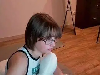 Camsoda Sex Cam of monserrategreubel