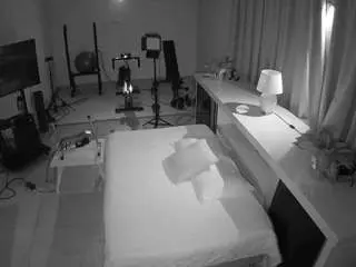 Camsoda Adult Video Chat of voyeurcam-jb-office-1