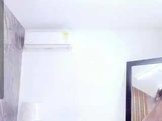 Camsoda Live Porn of laurasaenz01