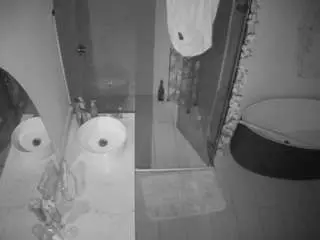 Camsoda Free Live Porn of voyeurcam-casa-salsa-bathroom-6