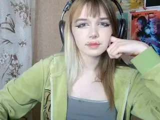 Camsoda Nude Webcam of mechellebabineau