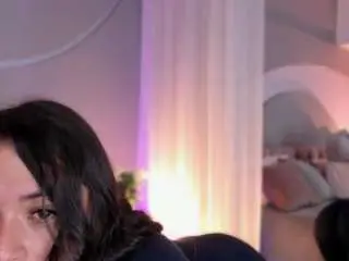 Camsoda Nude Webcam of nicolle-w