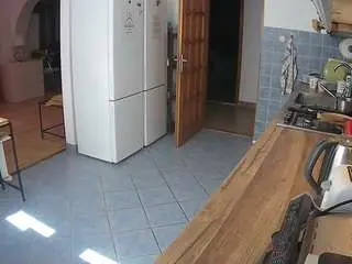 Camsoda Adult Webcams of voyeurcam-julmodels-kitchen