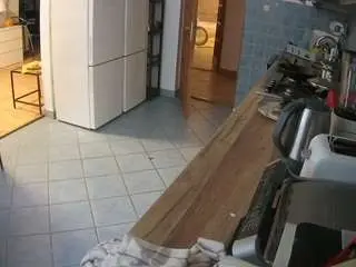 Camsoda Free Porn Cam of voyeurcam-julmodels-kitchen